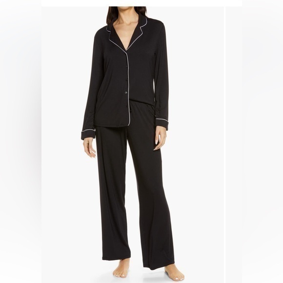 Nordstrom Lingerie Black Long Sleeve Button Down Pajama moonlight eco knit - Picture 1 of 9
